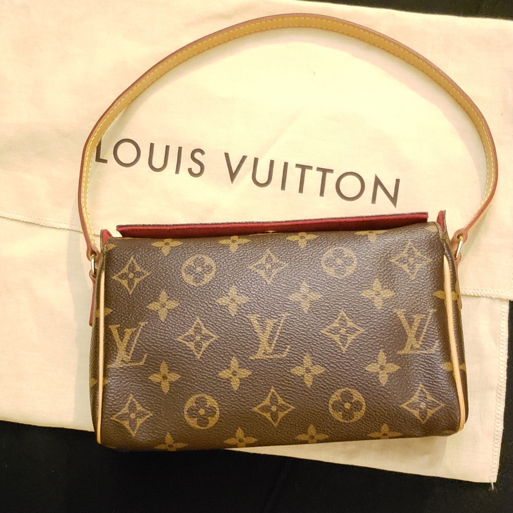 Louis Vuitton Classic Brown Monogram Shoulder Bag. Christmas SALE!